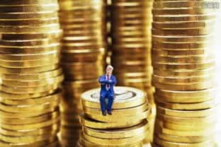 【紧急！】网上平台赢钱提不了款？教你一招高效投诉方法！